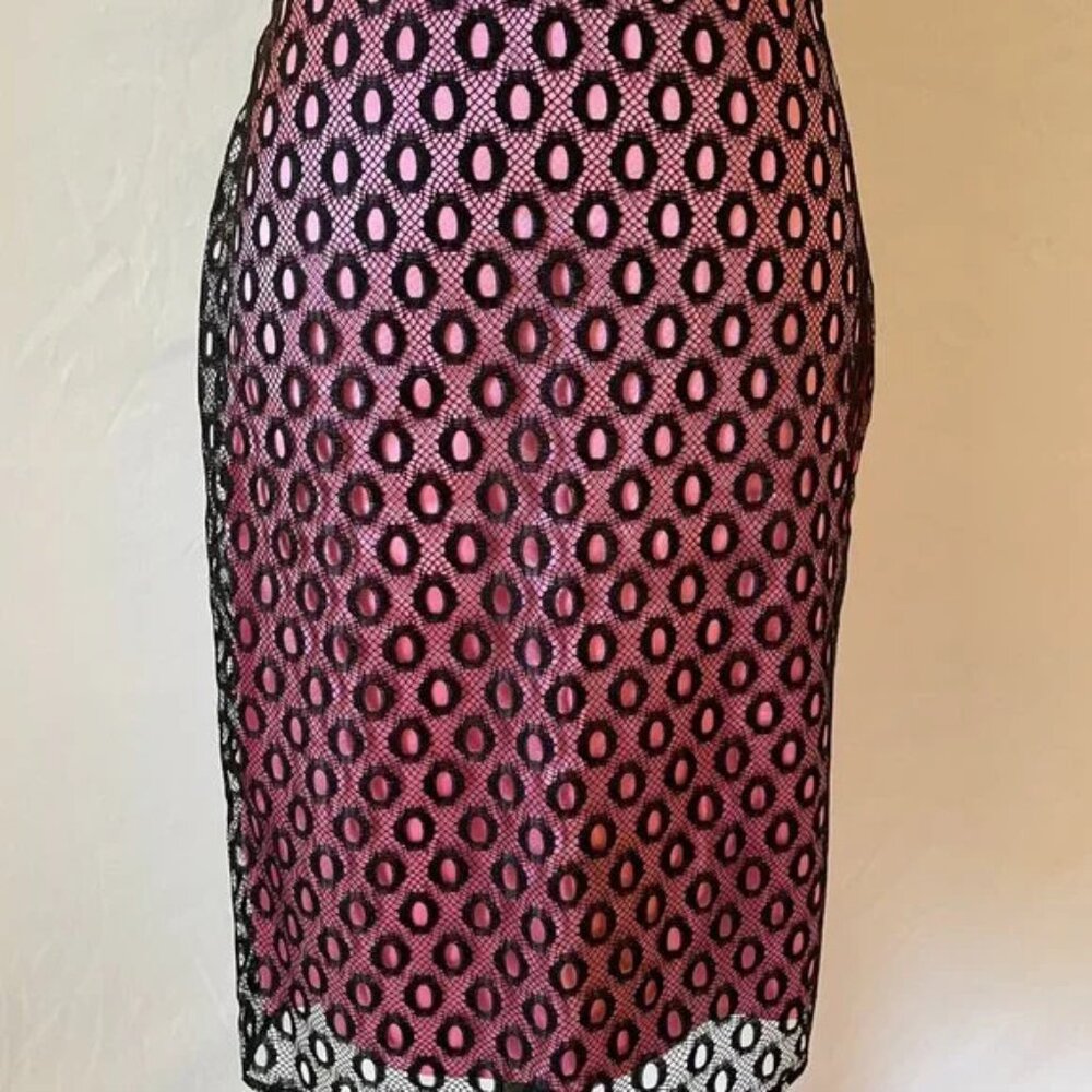 Milly of NY Pink Pencil Skirt with Black Openwork Lace - EUC - Sz 4